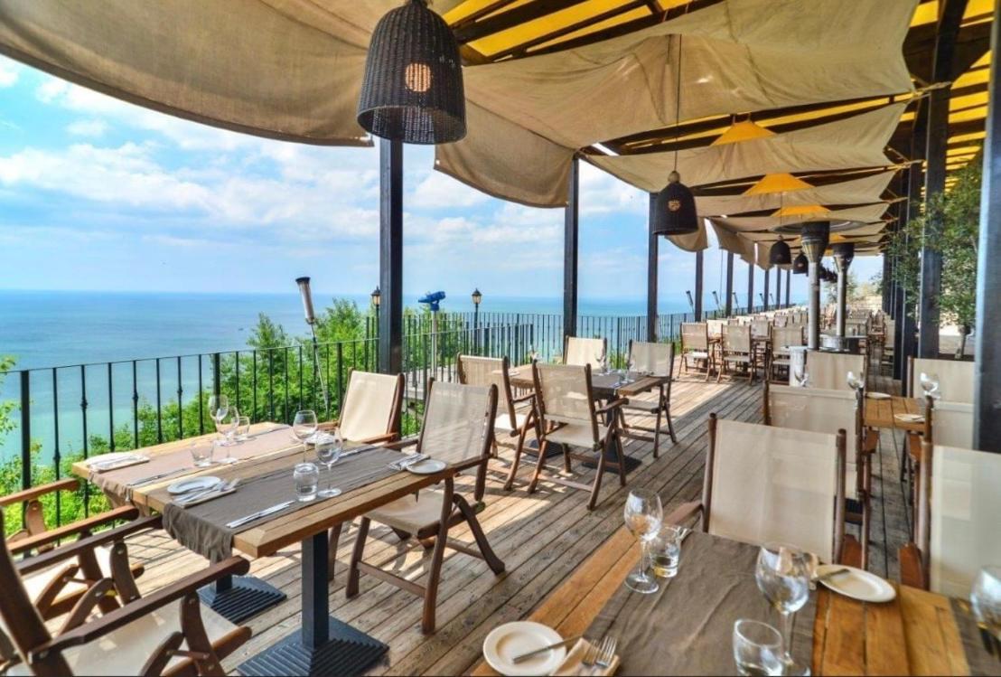 Royal Studio by Kaliakria Resort Topola Bagian luar foto